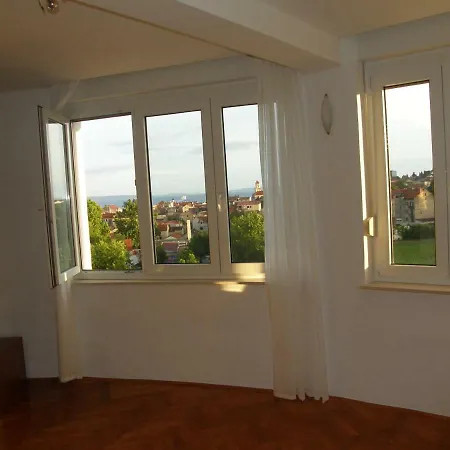 Spacious In City Center * Split