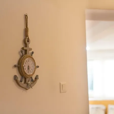 Spacious In City Center Apartament Split